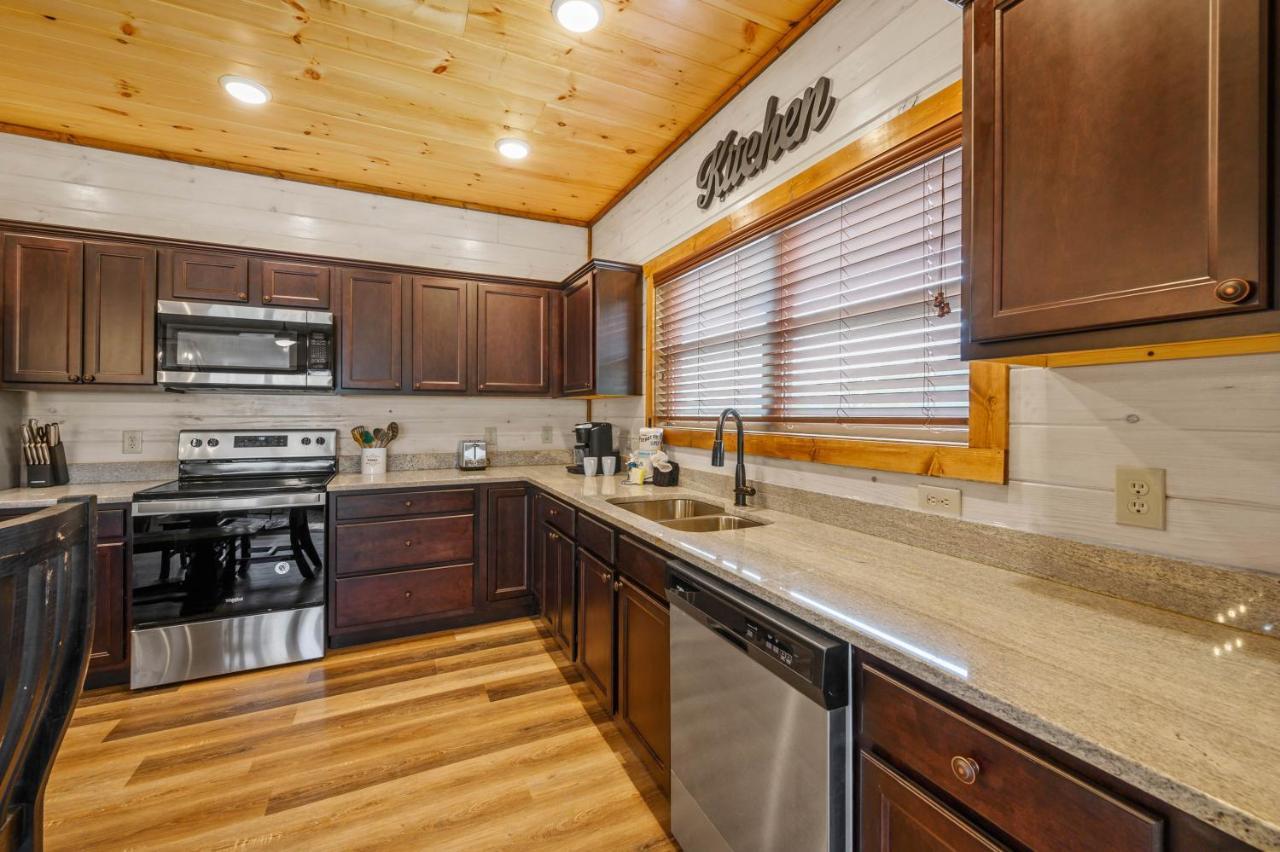 Osprey Nest Cottage Modern New Cabin Pigeon Forge Eksteriør billede