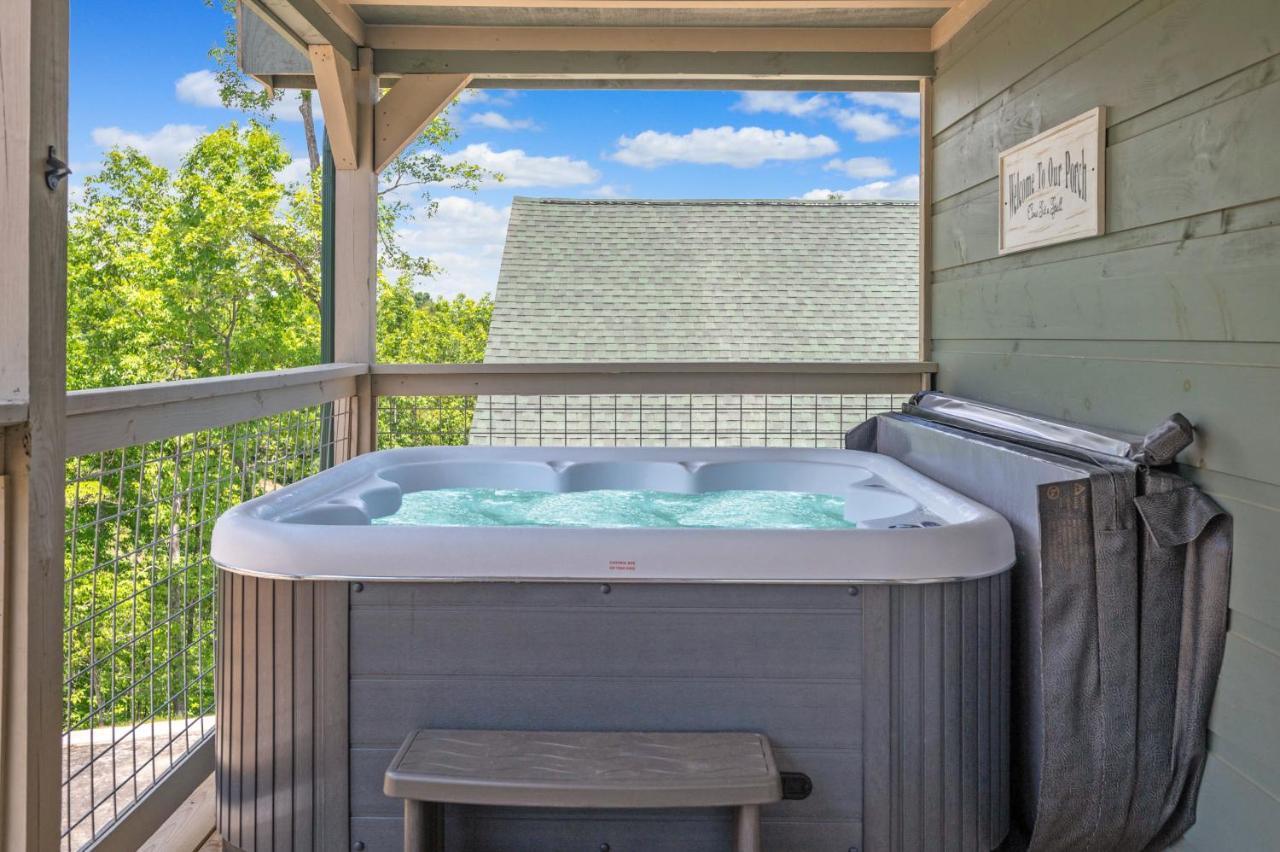 Osprey Nest Cottage Modern New Cabin Pigeon Forge Eksteriør billede